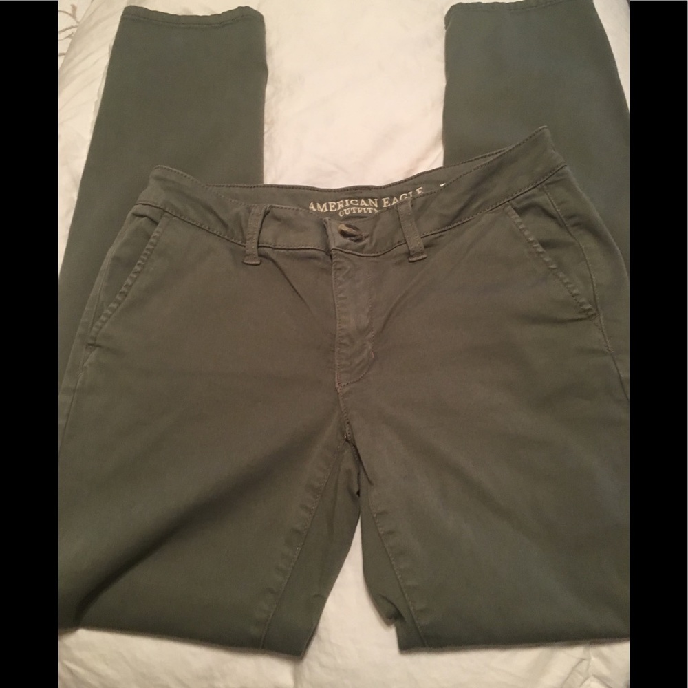 American Eagle olive green pants